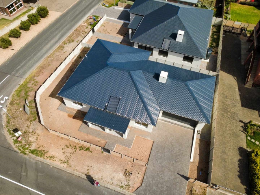 3 Bedroom Property for Sale in Stilbaai Wes Western Cape